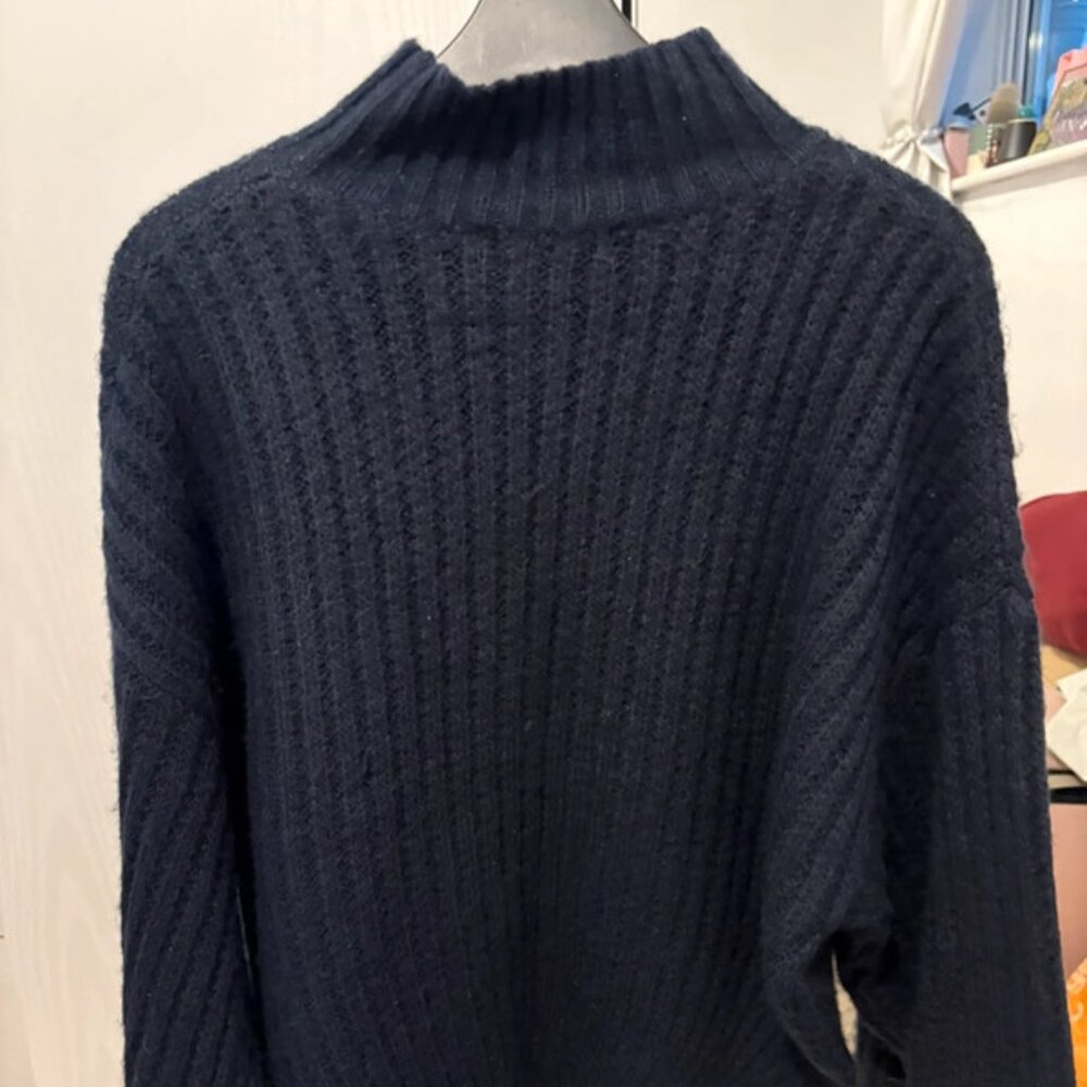Navy F&F jumper